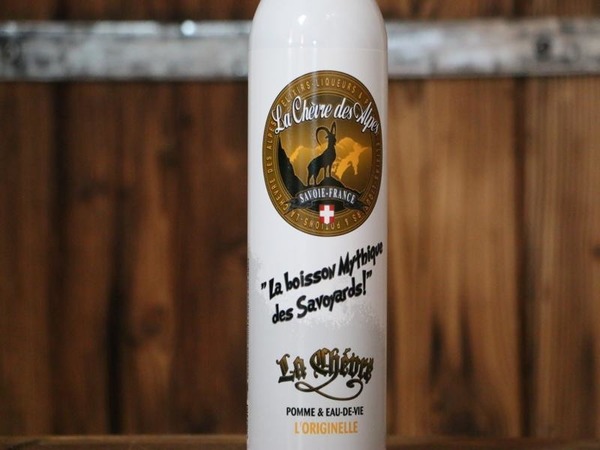 La chèvre est une boisson alcoolisée mousseuse de Savoie obtenue par fermentation de…