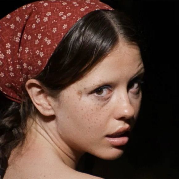 Quel est le nom du film X, que l'équipe est venu tourner ?