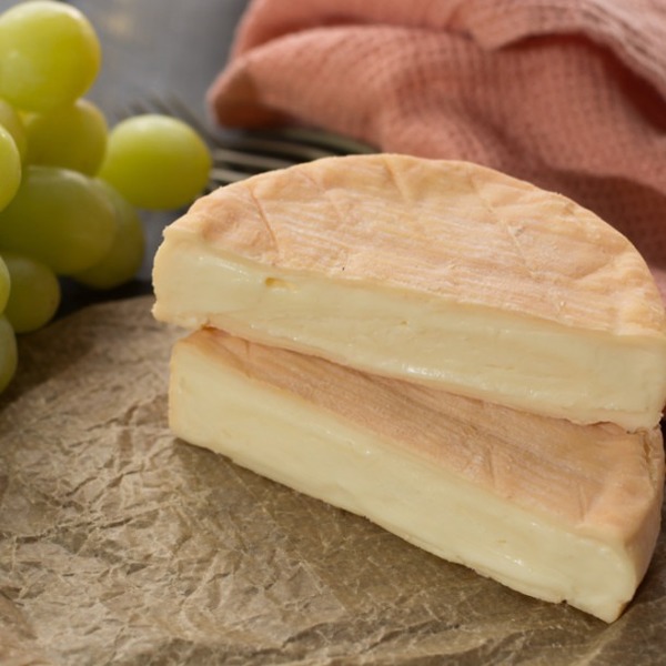 Le munster, fromage à l’identité olfactive forte, tient son nom d’une commune…