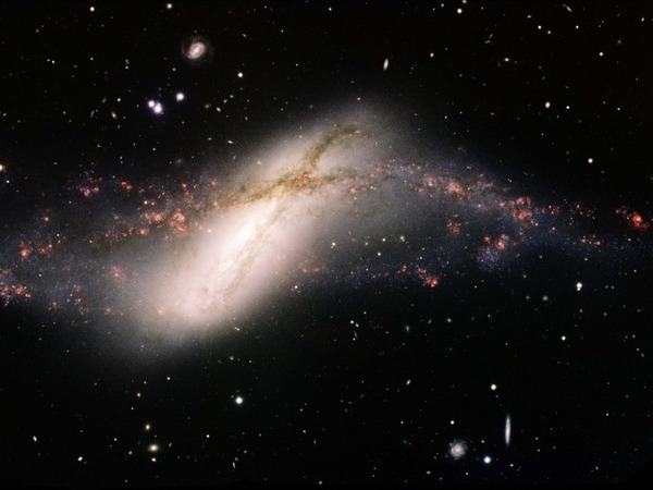 Que pensait-on qu'étaient les galaxies au début du 20ème siècle ?