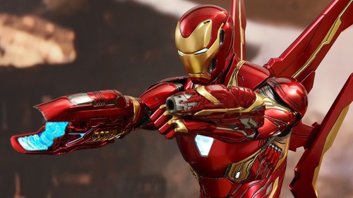 Dans Infinity War, qui Iron Man affronte-t-il dans les rues de New-York ?