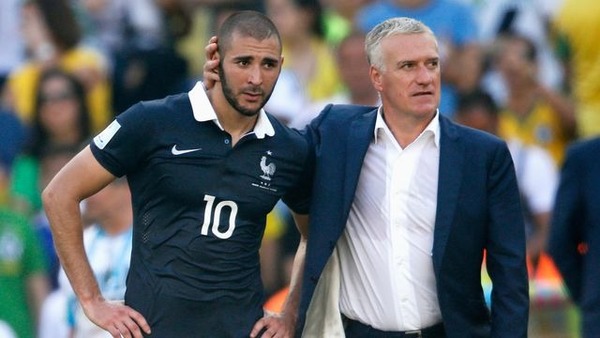 Quel sélectionneur a fait le choix de ne plus le convoquer avec l'équipe de France entre 2015 et 2021 ?
