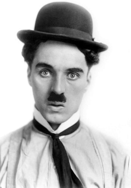 En quelle année Charles Spencer Chaplin est-il mort ?