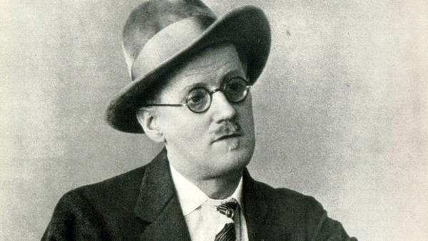 Né en 1882 à Dublin, James Joyce était un célèbre.....