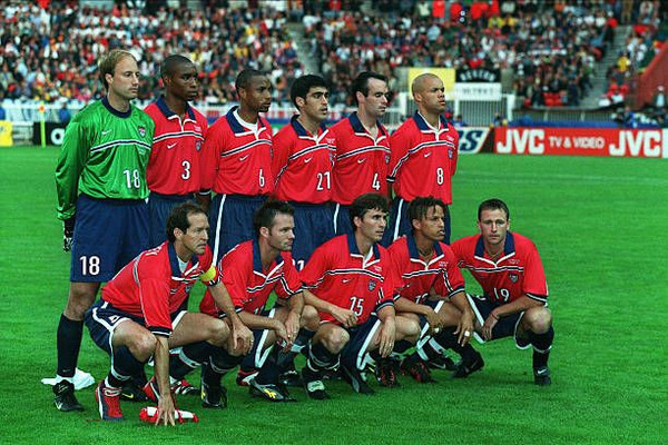 Lors du Mondial 98 en France, les américains perdent à nouveau les 3 matchs de leur poule.