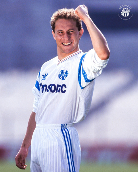 Avec ses 182 buts, JPP est le second meilleur buteur marseillais. Combien de saisons est-il resté au club ?