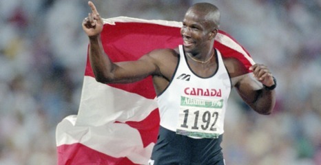 Il avait battu le record du monde ce jour-là en devant champion olympique du 100 m en 1996, le canadien...?