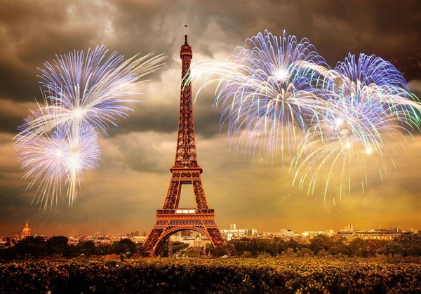 Quand on trinque à la nouvelle année à Paris, les New-Yorkais ont-ils déjà changé d’année ?