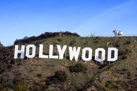 Hollywood est une ... de Los Angeles.