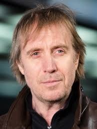 Rhys ifans, gallois vu dans "Good morning England", "Coup de foudre à Nothing Hill" il joue quel méchant dans un Spiderman ?