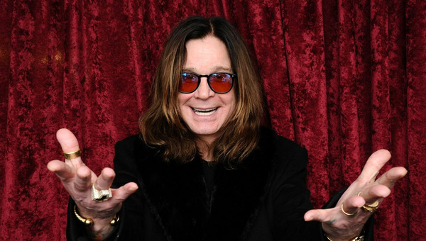 La Rock Star Ozzy Osbourne nous quitte le 22 juillet. De quel groupe avait-il été le célèbre chanteur ?