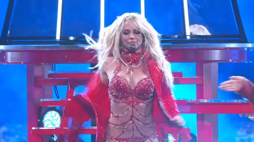 In what occasion, Britney danced in this holding?
