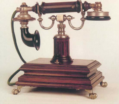 L'inventeur du téléphone ! ?