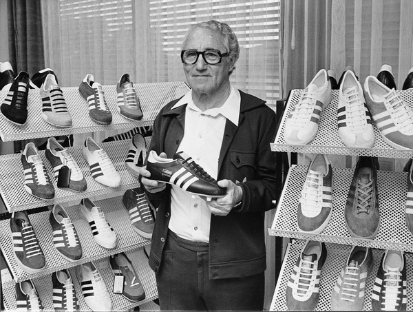 Comment se nomme le président fondateur d’Adidas ?