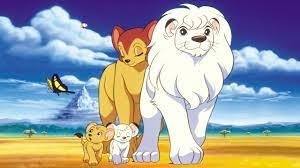 Comment s'appelle ce petit lion dans ce film d'animation "... le roi de la jungle" ?