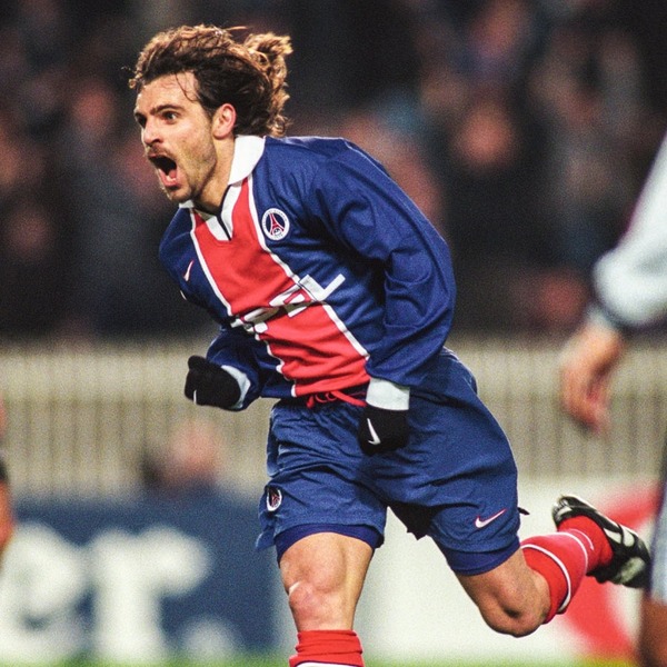Le PSG est le premier club français de la carrière de Marco Simone.