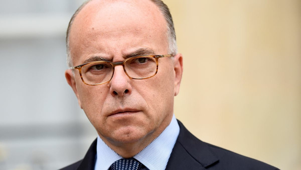 Le 6 décembre, il est nommé Premier Ministre. C'est ?