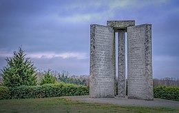 En quelle année a été construit le Georgia Guide Stones ?