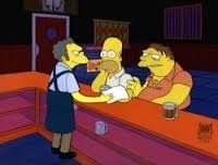 Homer passe son temps dans le bar de :