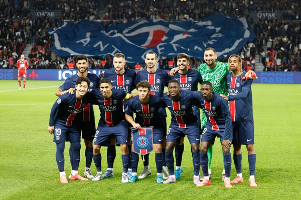 Dans cette nouvelle saison de Ligue des Champions, quelle est la toute première équipe que les parisiens affrontent au Parc des Princes ?