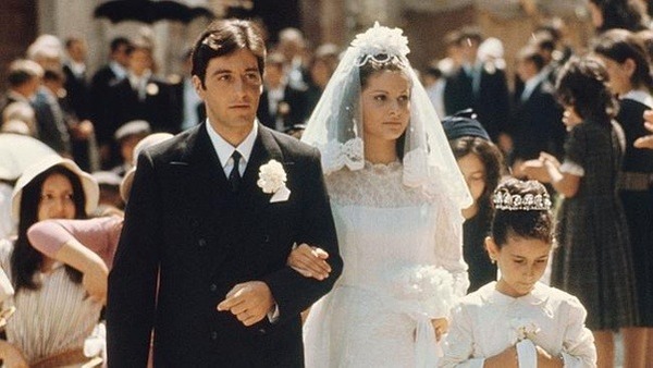 Dans "Le Parrain", quelle est le prénom de la première épouse de Michael Corleone ?