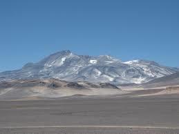 Où se trouve le Nevado Ojos del Salado ? (c'est un volcan).