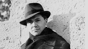 En mai 1943, Jean Moulin fonde le Conseil National de...