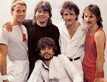 Live is Life (1985) :