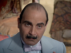 À quelle romancière doit-on le célèbre détective Hercule Poirot ?