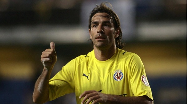 En 2010, pour quel club anglais quitte-t-il Villarreal ?