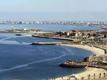 Dans quel pays peut-on se balader dans le port de Al-Ahmadi ?