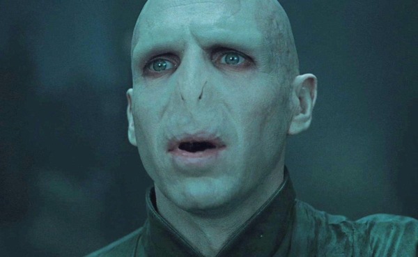 Parmis ces surnoms, lequel n'est pas donné pour parler de Voldemort ?