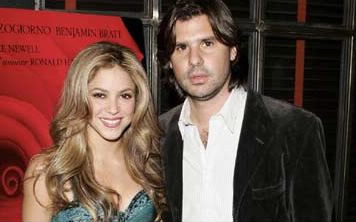 Shakira est mariée à Antonio de la Rúa...