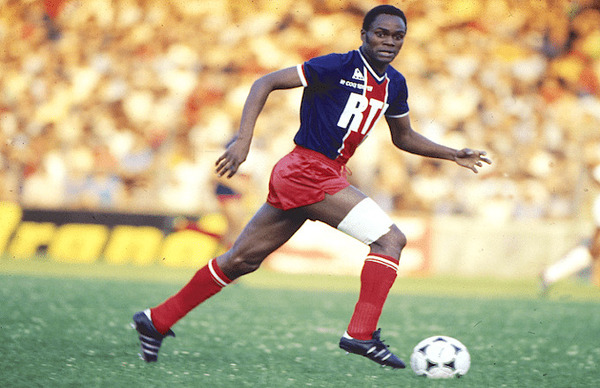 Il a inscrit 95 buts pour le PSG. François M'Pelé était un international...