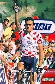Il est le détenteur du maillot à pois. En 1998 son équipe Festina avait été exclue du Tour.