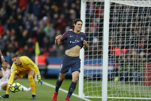 En janvier 2018, après un but face à Montpellier, il devient le meilleur buteur de l'histoire du PSG. Quel joueur vient-il alors de détrôner ?