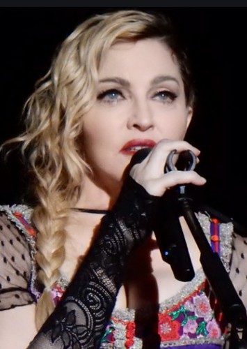 Madonna - 12A
