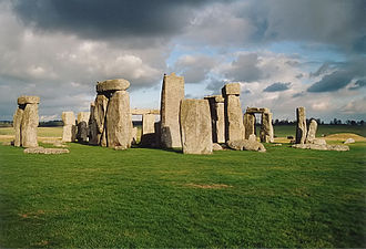 Les mégalithes de Carnac et de Stonehenge... - 2A