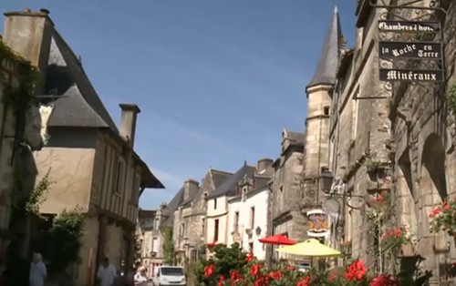 Communes, villes françaises...(5) : Rochefort-en-Terre - 10A