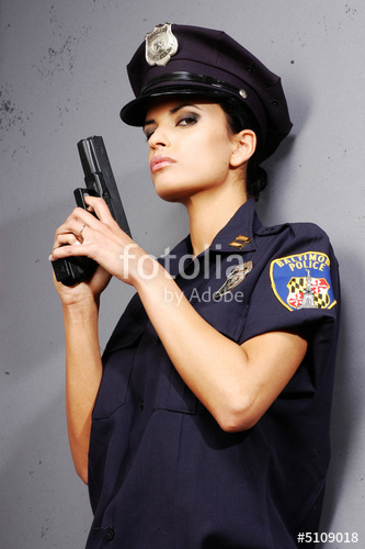Les femmes flics