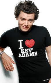 The young man show Kev Adams