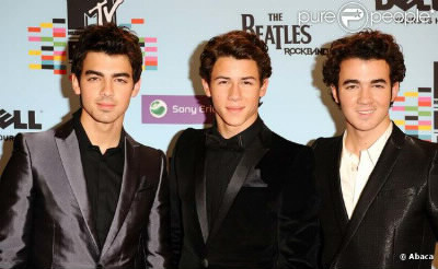 Sais-tu vraiment tout des Jonas brothers ?