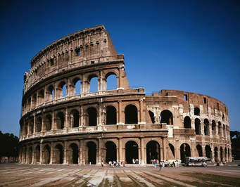 Senās romas gladiotor cīņas un teātris