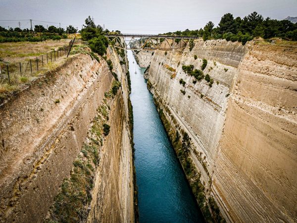 Le Canal de Corinthe