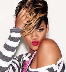 Rihanna : une star, une histoire