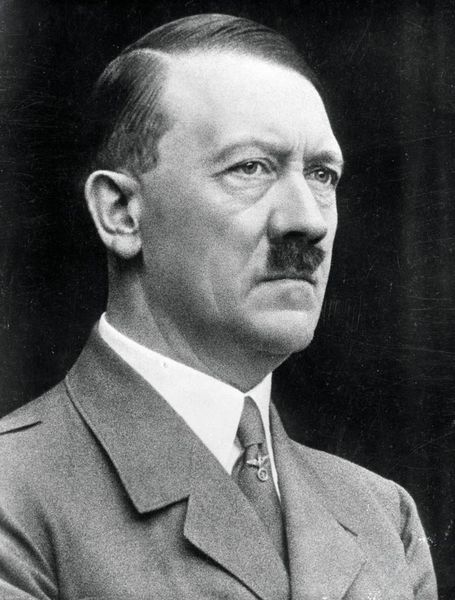 Un peu de tout sur Adolf Hitler.