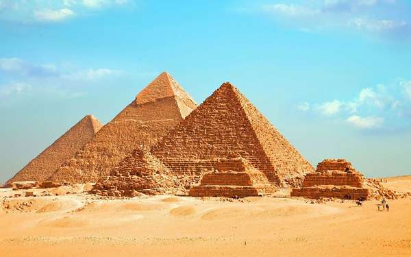 Les Pyramides d'Égypte